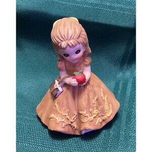 Josef Original September 1974 Schoolgirl With Apple George Good Figurine 3.5”